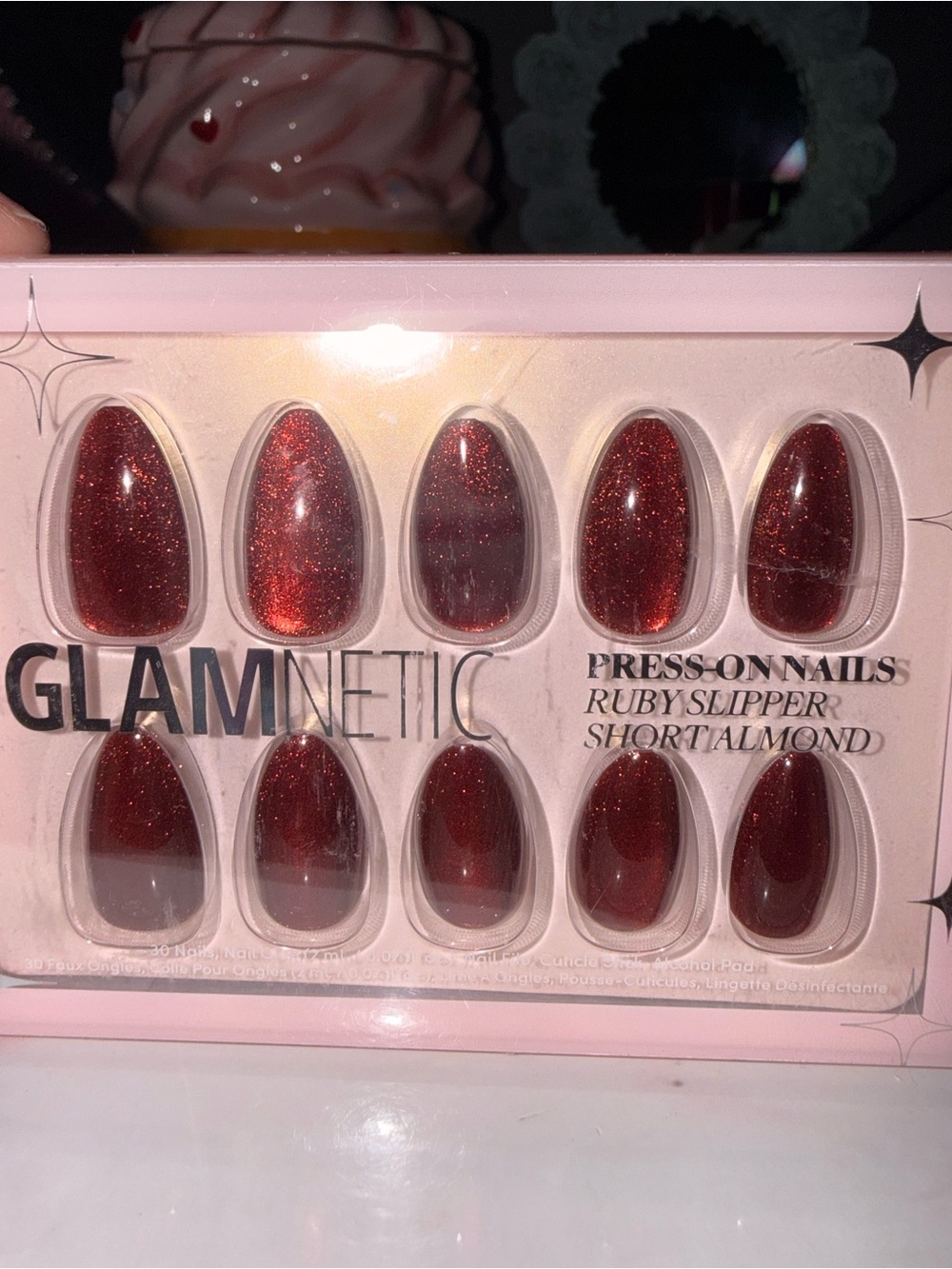 Glamnetic Ruby Slipper Short Almond Press-On Nails - Sparkling Red - Picture 5 of 6